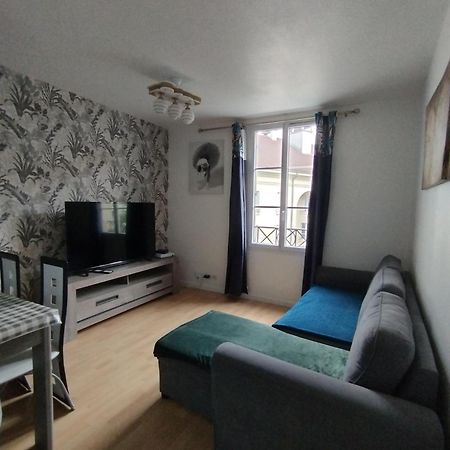 Appartement Situe Place Toscane A 5 Min De Disney سيري المظهر الخارجي الصورة